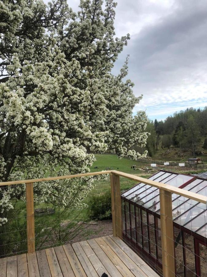 Ingebo Hagar Bondgardsboende Vimmerby Luaran gambar